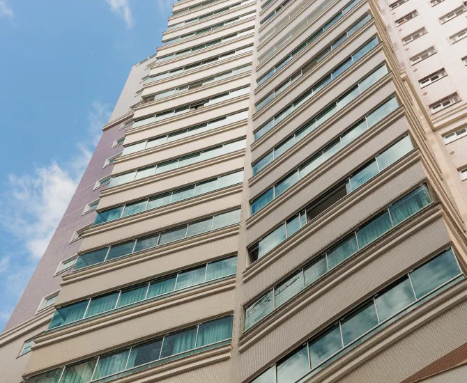 Lorena Cristina Residencial